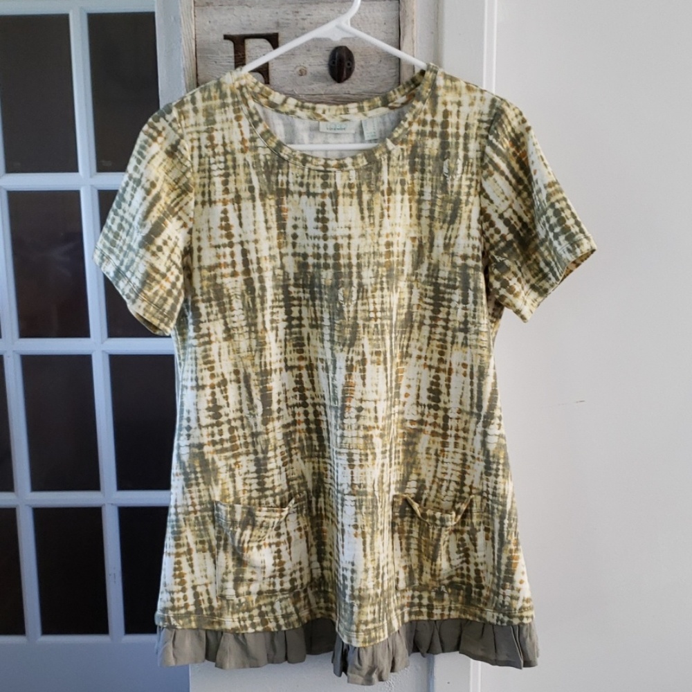 Logo blouse
